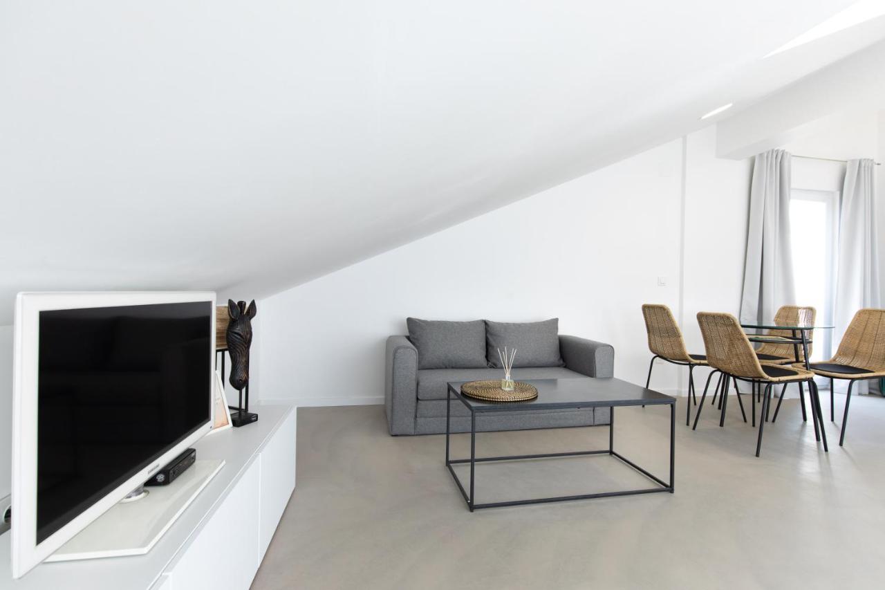 Bellmar Apartments Njivice Exterior photo